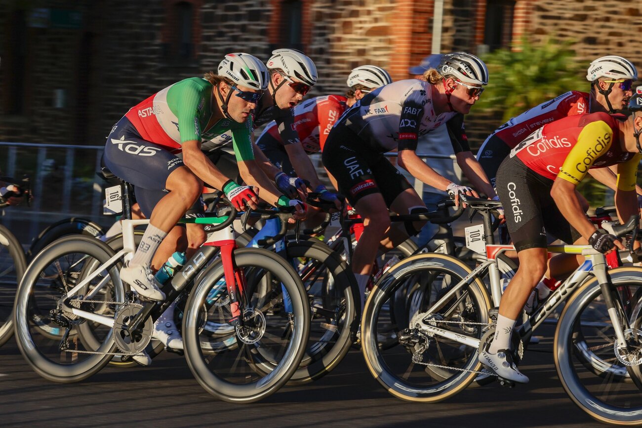 Tour des Flandres 2025 : Coup de Théâtre avec le Forfait d'Alberto Bettiol !