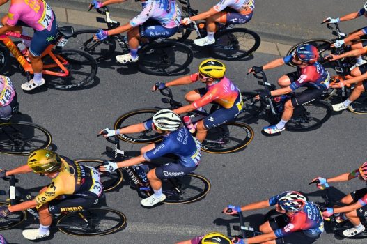 Tour de France Femmes 2025 : Découvrez les Abandons Inattendus !