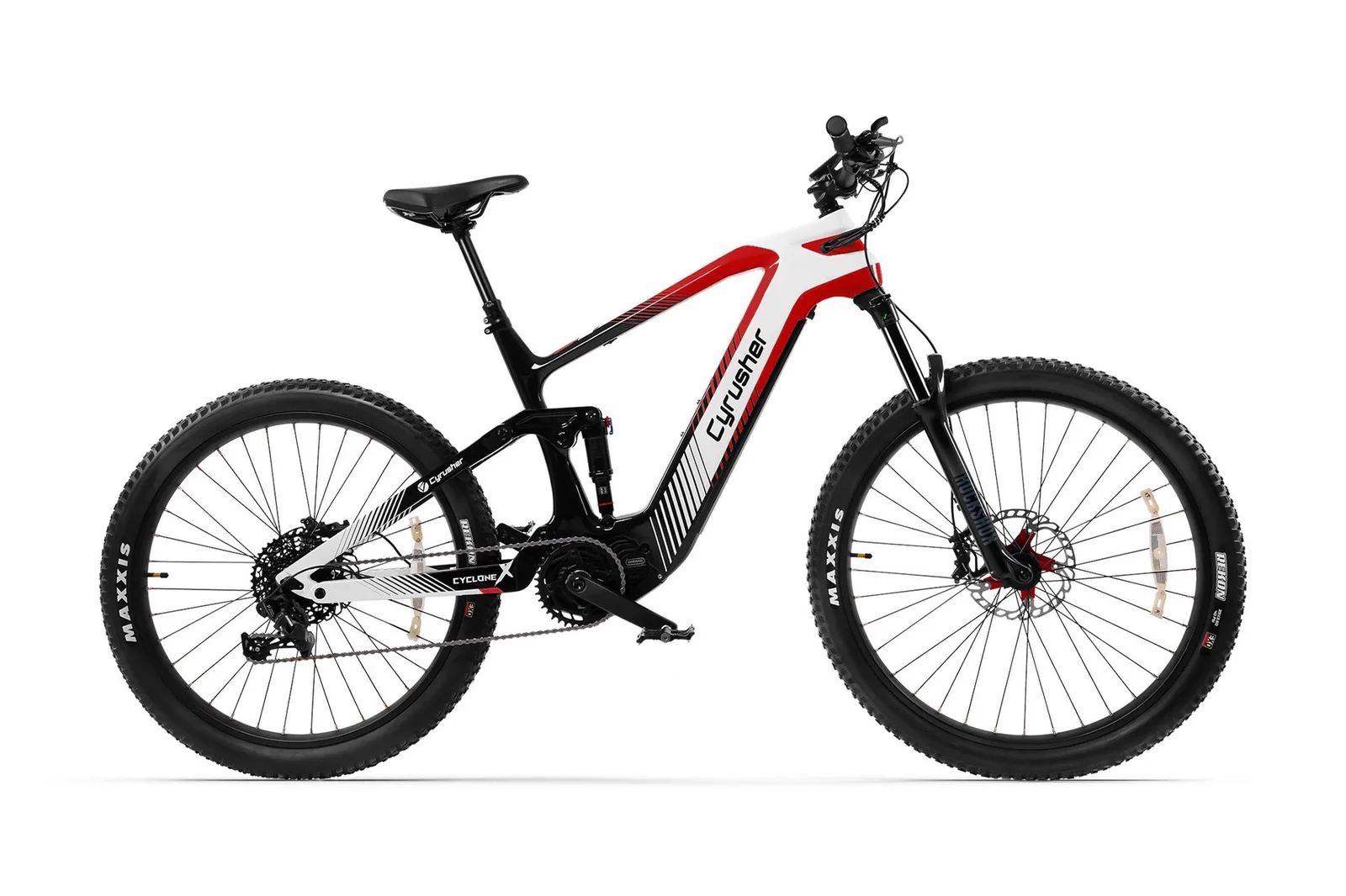 Cyrusher Cyclone X - cadre carbone et double suspension RockShox en situation de test
