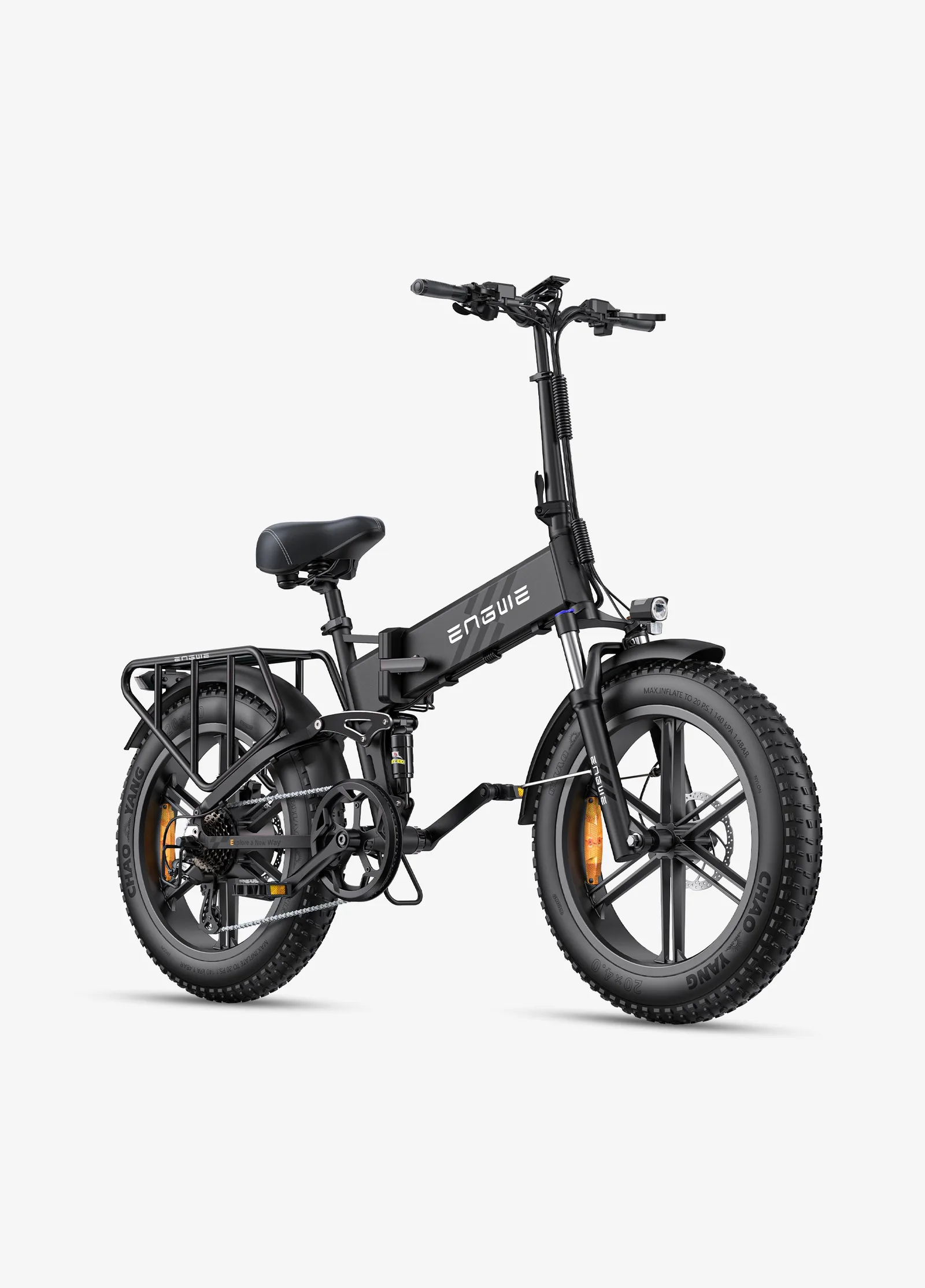 ENGWE Engine Pro 2.0 - vue de trois quarts du fat bike electrique en situation de test