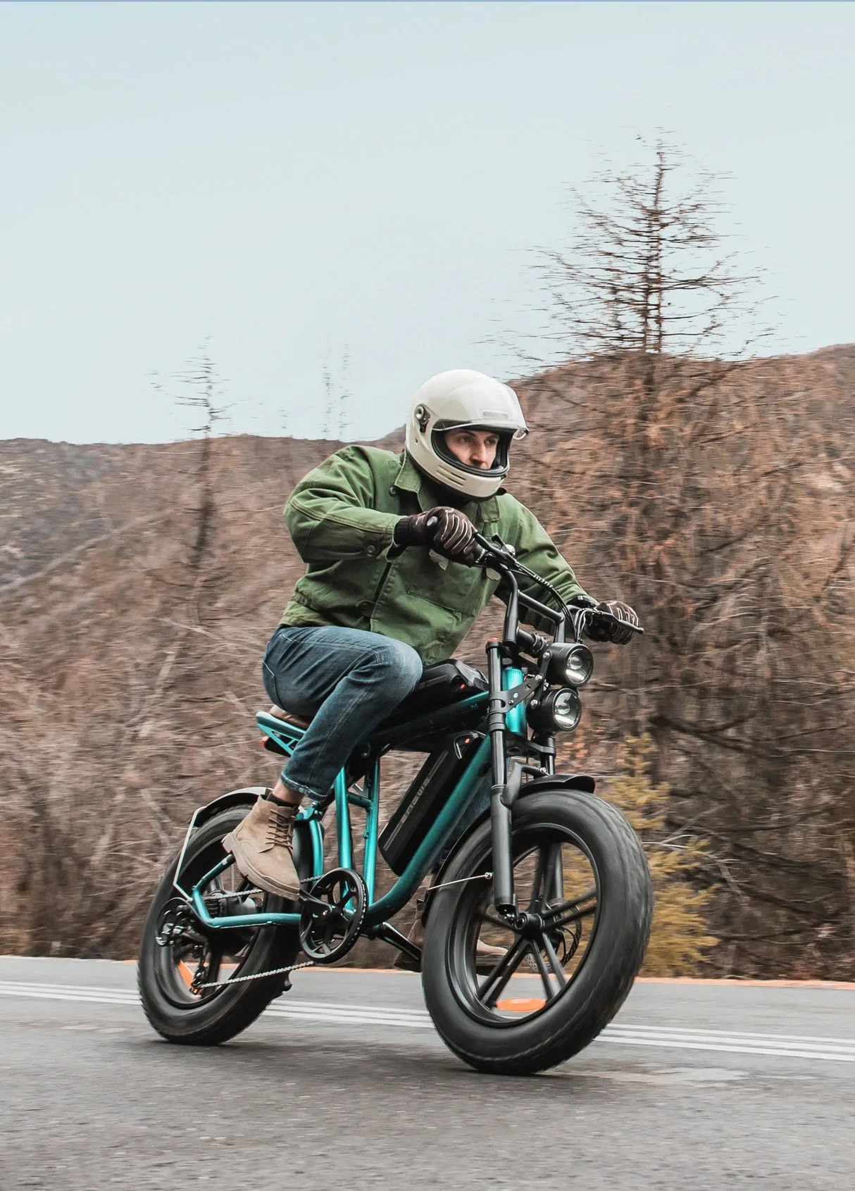 ENGWE M20 - vue d ensemble du fat bike electrique en situation de test