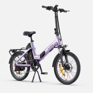 ENGWE O20 Boost - velo electrique pliant de profil en situation de test